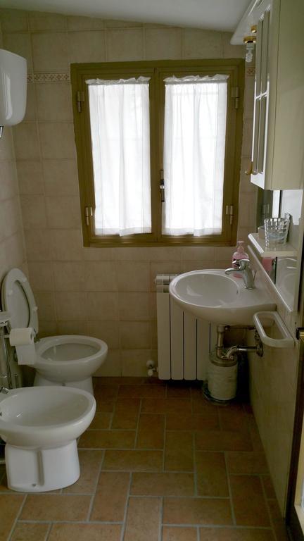 Dirindello House Trasimeno Apartment Magione Room photo